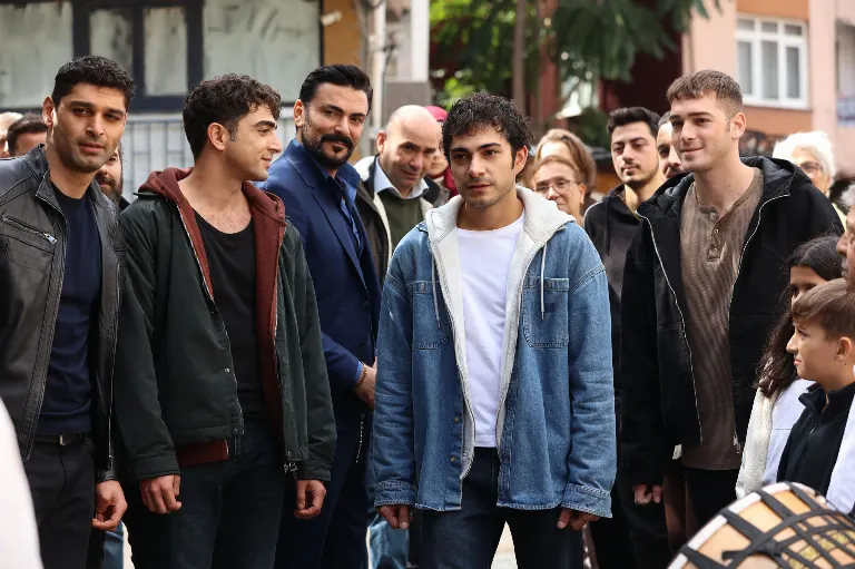 Altı Üstü İstanbul Dizisi Oyuncu ve Figüran Başvurusu